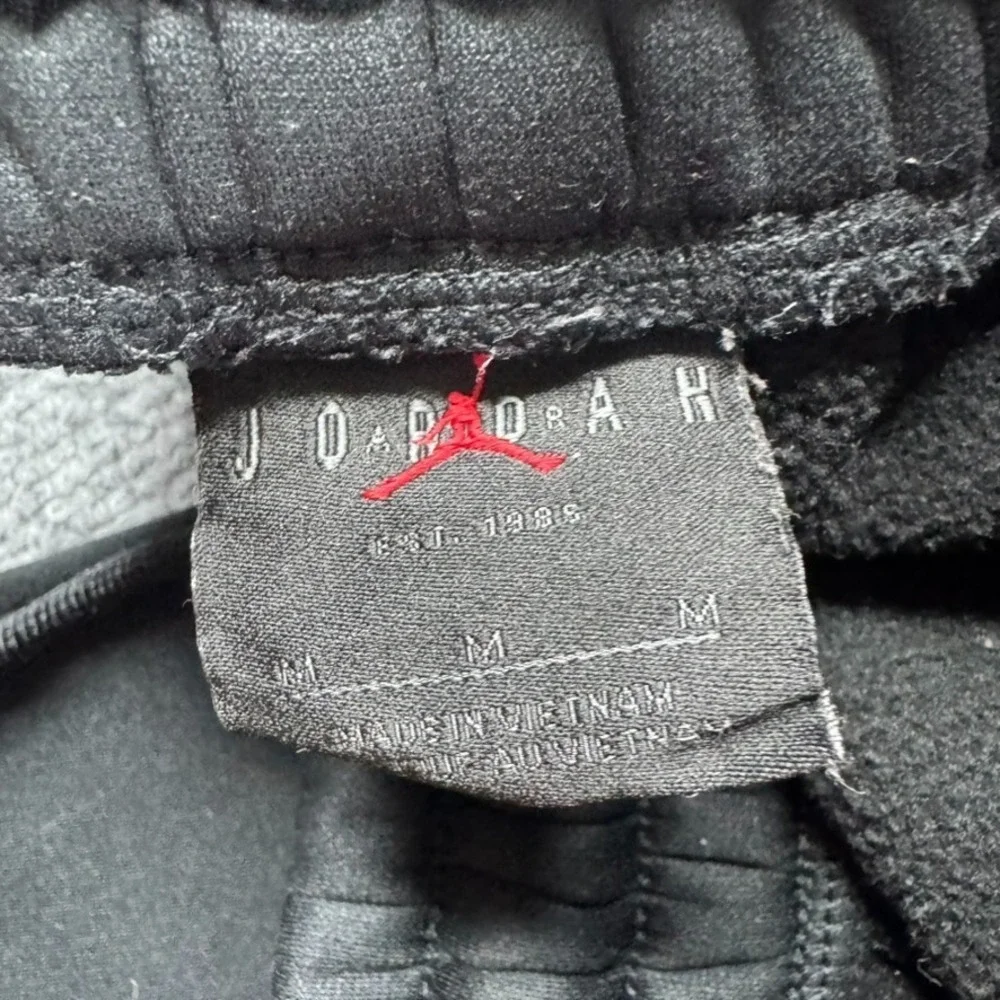Nike Jordan Alpha Therma Pants Mens M Black Training Basketball Logo AR4309-010